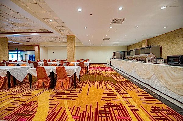 MUMBAI Crystal Hotel -Mumbai-Long Beach Area image 24