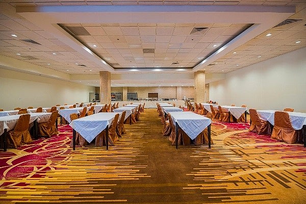 MUMBAI Crystal Hotel -Mumbai-Long Beach Area image 25