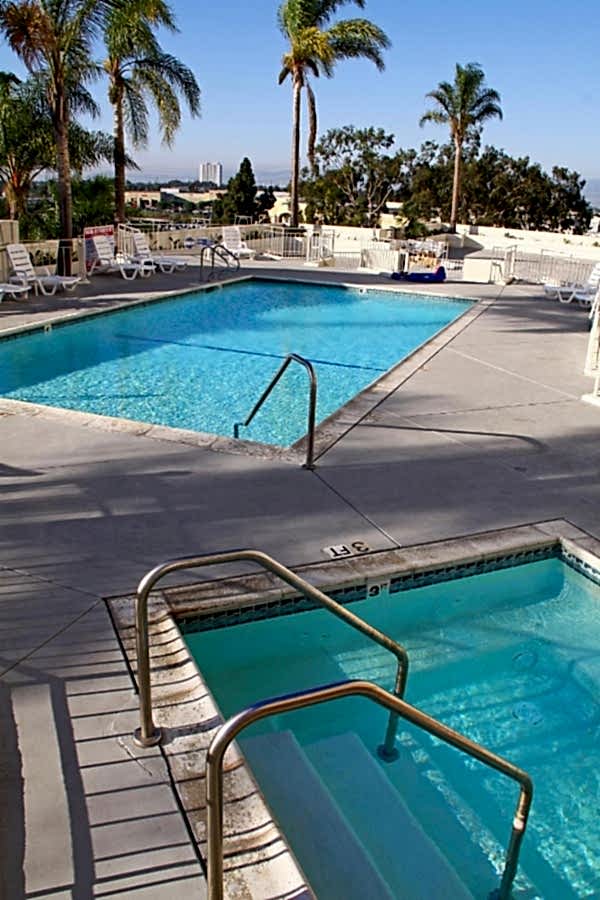 MUMBAI Crystal Hotel -Mumbai-Long Beach Area image 37