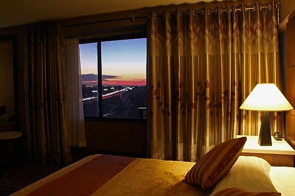 MUMBAI Crystal Hotel -Mumbai-Long Beach Area image 40